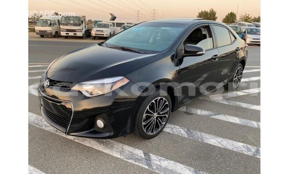 Acheter Import Voiture Toyota Corolla Noir à Import - Dubai, Grande Comore Acheter Import Voiture Toyota Corolla Noir à Import - Dubai, Grande Comore
