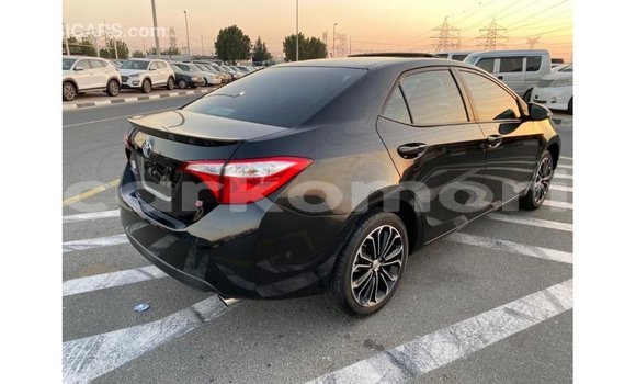 Acheter Import Voiture Toyota Corolla Noir à Import - Dubai, Grande Comore Acheter Import Voiture Toyota Corolla Noir à Import - Dubai, Grande Comore