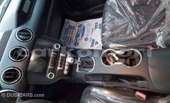 Acheter Import Voiture Ford Mustang Rouge à Import - Dubai, Grande Comore Acheter Import Voiture Ford Mustang Rouge à Import - Dubai, Grande Comore