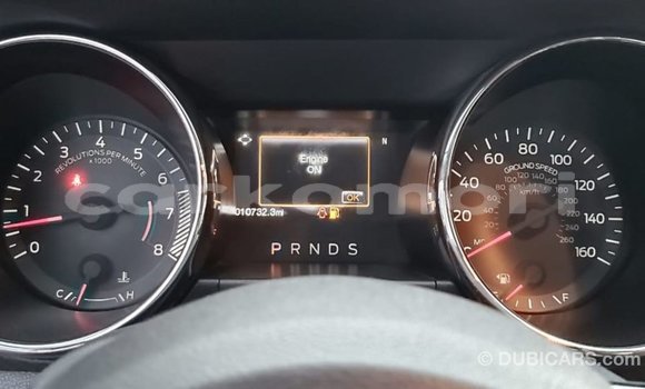 Acheter Import Voiture Ford Mustang Rouge à Import - Dubai, Grande Comore Acheter Import Voiture Ford Mustang Rouge à Import - Dubai, Grande Comore