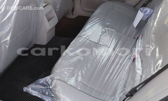 Acheter Import Voiture Volkswagen Passat Bleu à Import - Dubai, Grande Comore Acheter Import Voiture Volkswagen Passat Bleu à Import - Dubai, Grande Comore