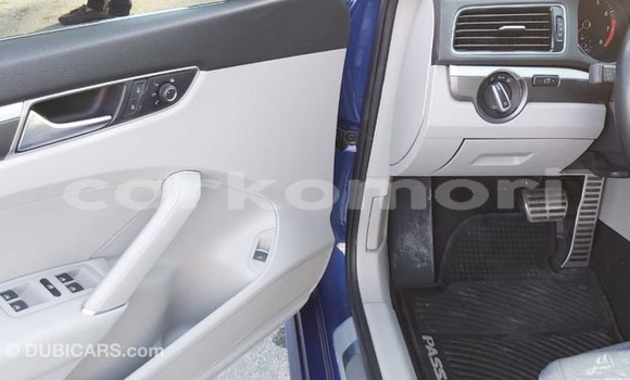 Acheter Import Voiture Volkswagen Passat Bleu à Import - Dubai, Grande Comore Acheter Import Voiture Volkswagen Passat Bleu à Import - Dubai, Grande Comore