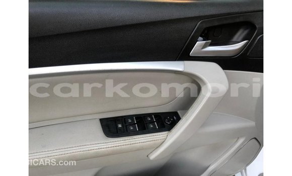 Acheter Import Voiture Geely Emgrand 7 Blanc à Import - Dubai, Grande Comore Acheter Import Voiture Geely Emgrand 7 Blanc à Import - Dubai, Grande Comore