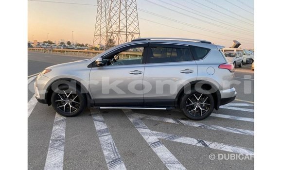 Acheter Import Voiture Toyota 4Runner Autre à Import - Dubai, Grande Comore Acheter Import Voiture Toyota 4Runner Autre à Import - Dubai, Grande Comore