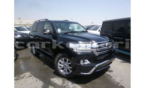 Buy Import Toyota Land Cruiser Black Car in Import - Dubai in Great Comore Buy Import Toyota Land Cruiser Black Car in Import - Dubai in Great Comore