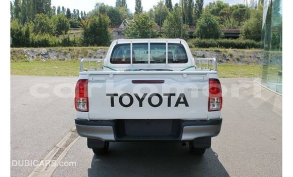 Buy Import Toyota Hilux White Car in Import - Dubai in Great Comore Buy Import Toyota Hilux White Car in Import - Dubai in Great Comore