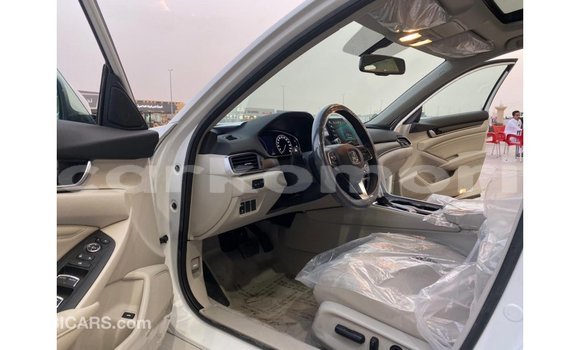Acheter Import Voiture Honda Accord Blanc à Import - Dubai, Grande Comore Acheter Import Voiture Honda Accord Blanc à Import - Dubai, Grande Comore