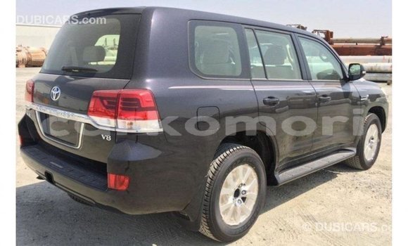 Buy Import Toyota Land Cruiser Black Car in Import - Dubai in Great Comore Buy Import Toyota Land Cruiser Black Car in Import - Dubai in Great Comore
