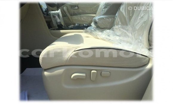 Buy Import Nissan Patrol White Car in Import - Dubai in Great Comore Buy Import Nissan Patrol White Car in Import - Dubai in Great Comore