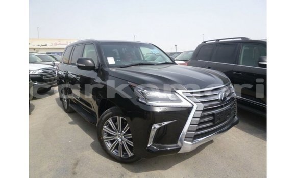 Acheter Import Voiture Lexus LX Noir à Import - Dubai, Grande Comore