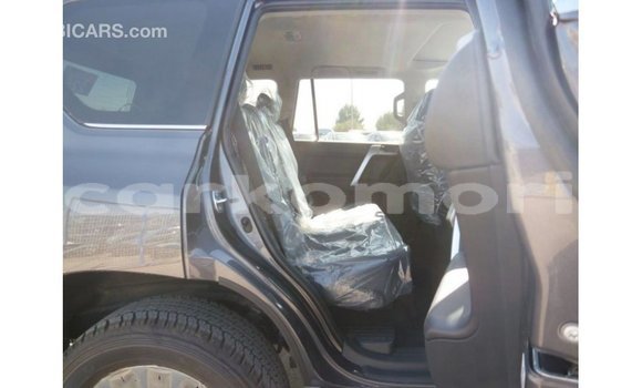 Buy Import Toyota Prado Other Car in Import - Dubai in Great Comore Buy Import Toyota Prado Other Car in Import - Dubai in Great Comore