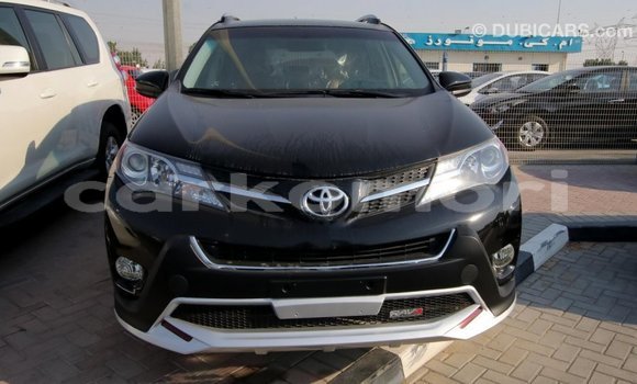 Acheter Import Voiture Toyota RAV4 Noir à Import - Dubai, Grande Comore Acheter Import Voiture Toyota RAV4 Noir à Import - Dubai, Grande Comore