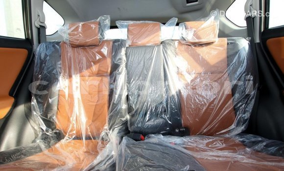 Acheter Import Voiture Toyota RAV4 Noir à Import - Dubai, Grande Comore Acheter Import Voiture Toyota RAV4 Noir à Import - Dubai, Grande Comore