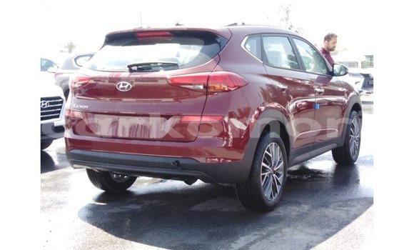 Buy Import Hyundai Tucson Red Car in Import - Dubai in Great Comore Buy Import Hyundai Tucson Red Car in Import - Dubai in Great Comore