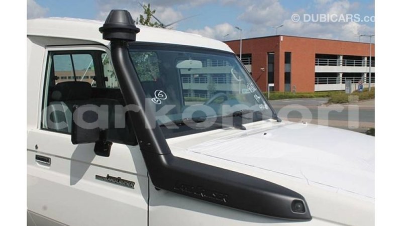 Big with watermark toyota land cruiser great comore import dubai 2576