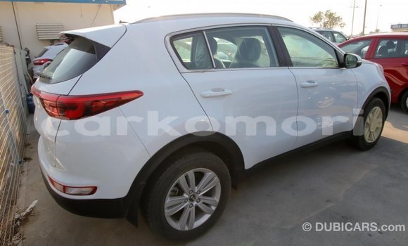 Acheter Import Voiture Kia Sportage Blanc à Import - Dubai, Grande Comore Acheter Import Voiture Kia Sportage Blanc à Import - Dubai, Grande Comore