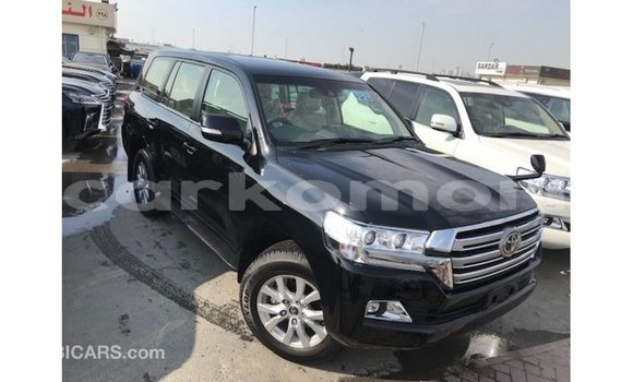 Acheter Import Voiture Toyota Land Cruiser Noir à Import - Dubai, Grande Comore Acheter Import Voiture Toyota Land Cruiser Noir à Import - Dubai, Grande Comore