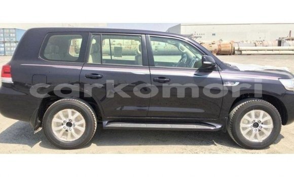 Buy Import Toyota Land Cruiser Black Car in Import - Dubai in Great Comore Buy Import Toyota Land Cruiser Black Car in Import - Dubai in Great Comore