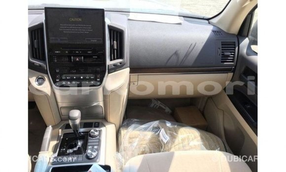 Buy Import Toyota Land Cruiser Black Car in Import - Dubai in Great Comore Buy Import Toyota Land Cruiser Black Car in Import - Dubai in Great Comore