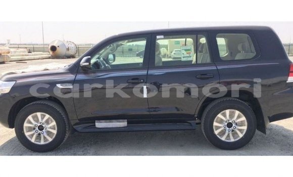 Buy Import Toyota Land Cruiser Black Car in Import - Dubai in Great Comore Buy Import Toyota Land Cruiser Black Car in Import - Dubai in Great Comore