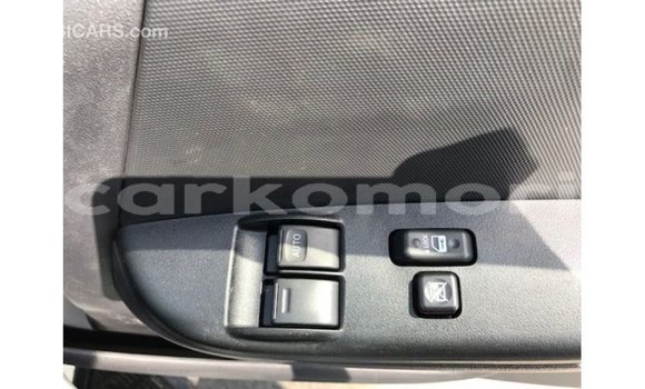 Acheter Import Voiture Toyota Hiace Blanc à Import - Dubai, Grande Comore Acheter Import Voiture Toyota Hiace Blanc à Import - Dubai, Grande Comore