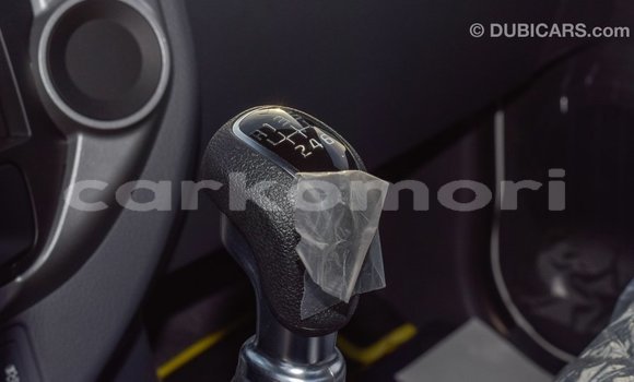 Buy Import Kia Carens White Car in Import - Dubai in Great Comore Buy Import Kia Carens White Car in Import - Dubai in Great Comore