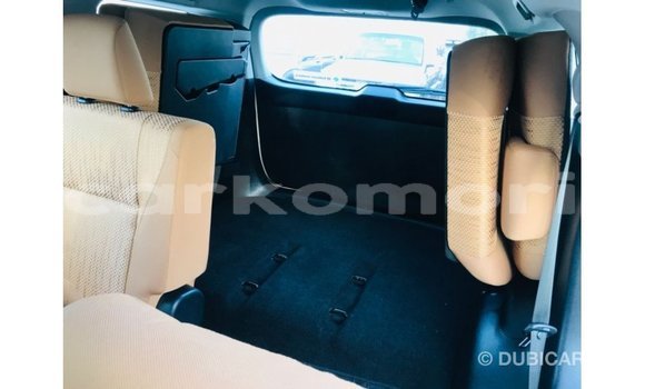 Acheter Import Voiture Toyota Fortuner Blanc à Import - Dubai, Grande Comore Acheter Import Voiture Toyota Fortuner Blanc à Import - Dubai, Grande Comore