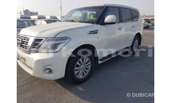 Buy Import Nissan Patrol White Car in Import - Dubai in Great Comore Buy Import Nissan Patrol White Car in Import - Dubai in Great Comore