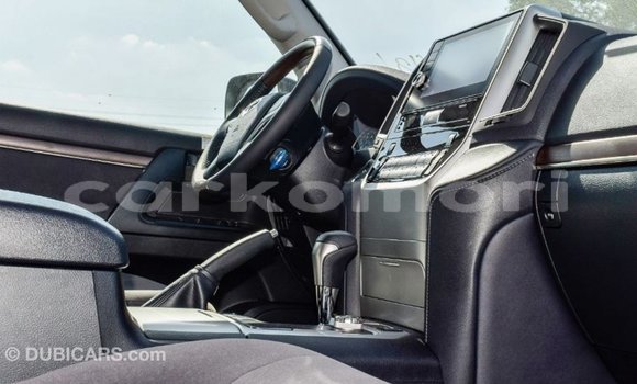 Buy Import Toyota Land Cruiser Black Car in Import - Dubai in Great Comore Buy Import Toyota Land Cruiser Black Car in Import - Dubai in Great Comore