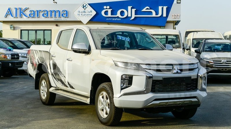 Big with watermark mitsubishi l200 great comore import dubai 2609