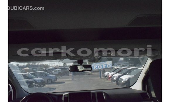 Buy Import Toyota Hiace White Car in Import - Dubai in Great Comore Buy Import Toyota Hiace White Car in Import - Dubai in Great Comore