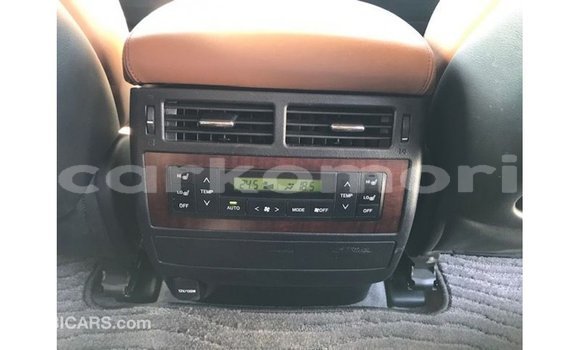 Acheter Import Voiture Toyota Land Cruiser Autre à Import - Dubai, Grande Comore Acheter Import Voiture Toyota Land Cruiser Autre à Import - Dubai, Grande Comore