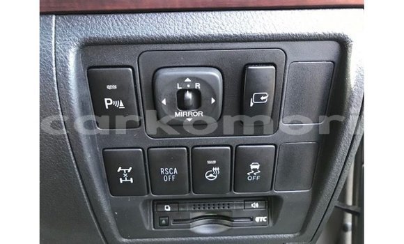 Acheter Import Voiture Toyota Land Cruiser Autre à Import - Dubai, Grande Comore Acheter Import Voiture Toyota Land Cruiser Autre à Import - Dubai, Grande Comore