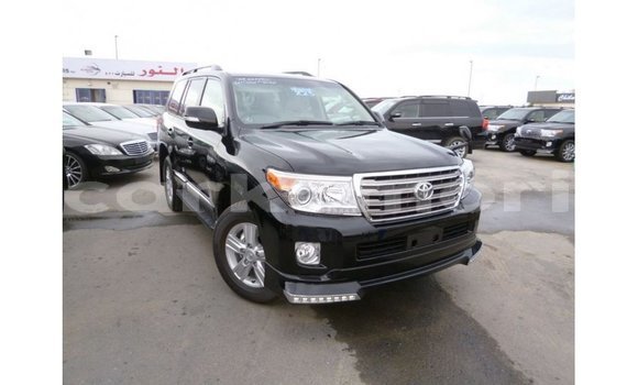 Buy Import Toyota Land Cruiser Black Car in Import - Dubai in Great Comore Buy Import Toyota Land Cruiser Black Car in Import - Dubai in Great Comore