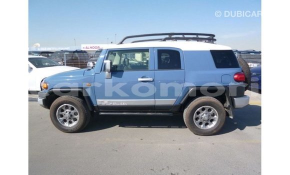 Buy Import Toyota FJ Cruiser Blue Car in Import - Dubai in Great Comore Buy Import Toyota FJ Cruiser Blue Car in Import - Dubai in Great Comore