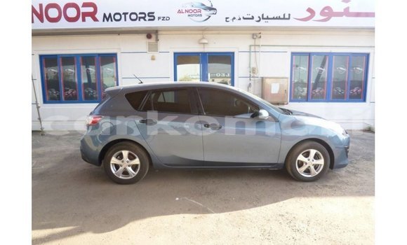 Acheter Import Voiture Mazda 3 Bleu à Import - Dubai, Grande Comore