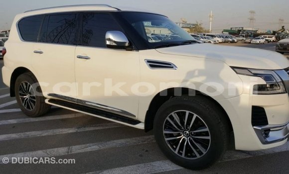 Acheter Import Voiture Nissan Patrol Blanc à Import - Dubai, Grande Comore Acheter Import Voiture Nissan Patrol Blanc à Import - Dubai, Grande Comore