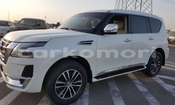 Acheter Import Voiture Nissan Patrol Blanc à Import - Dubai, Grande Comore Acheter Import Voiture Nissan Patrol Blanc à Import - Dubai, Grande Comore