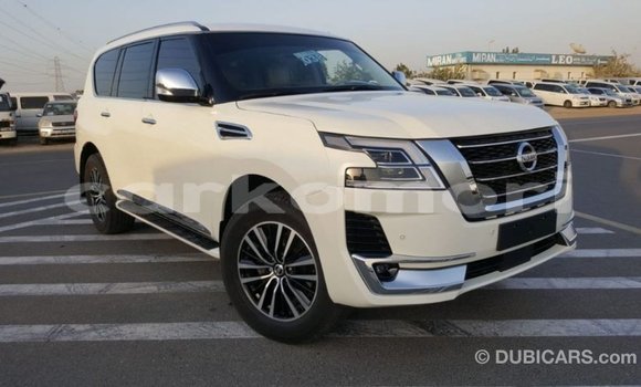 Acheter Import Voiture Nissan Patrol Blanc à Import - Dubai, Grande Comore Acheter Import Voiture Nissan Patrol Blanc à Import - Dubai, Grande Comore