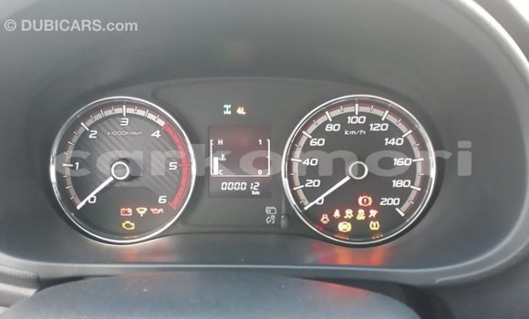 Acheter Import Voiture Mitsubishi L200 Blanc à Import - Dubai, Grande Comore Acheter Import Voiture Mitsubishi L200 Blanc à Import - Dubai, Grande Comore