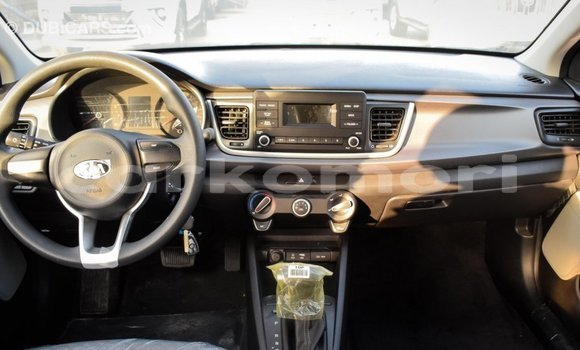 Acheter Import Voiture Kia Rio Noir à Import - Dubai, Grande Comore Acheter Import Voiture Kia Rio Noir à Import - Dubai, Grande Comore