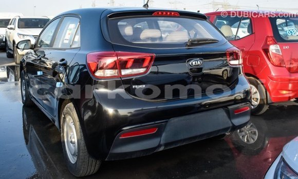 Acheter Import Voiture Kia Rio Noir à Import - Dubai, Grande Comore Acheter Import Voiture Kia Rio Noir à Import - Dubai, Grande Comore