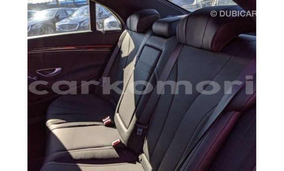 Buy Import Mercedes-Benz 190 Black Car in Import - Dubai in Great Comore Buy Import Mercedes-Benz 190 Black Car in Import - Dubai in Great Comore