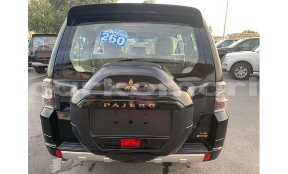 Buy Import Mitsubishi Pajero Black Car in Import - Dubai in Great Comore Buy Import Mitsubishi Pajero Black Car in Import - Dubai in Great Comore