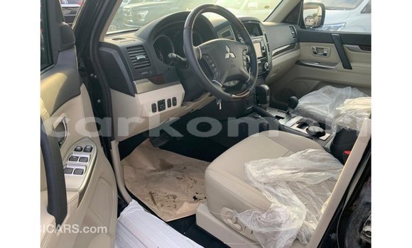 Buy Import Mitsubishi Pajero Black Car in Import - Dubai in Great Comore Buy Import Mitsubishi Pajero Black Car in Import - Dubai in Great Comore