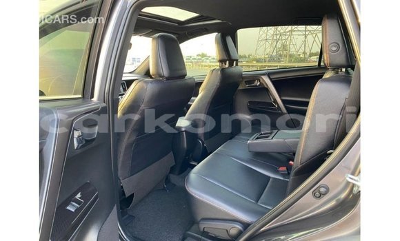 Acheter Import Voiture Toyota 4Runner Autre à Import - Dubai, Grande Comore Acheter Import Voiture Toyota 4Runner Autre à Import - Dubai, Grande Comore