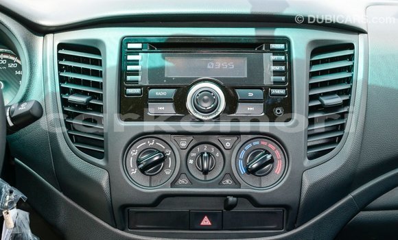 Acheter Import Voiture Mitsubishi L200 Autre à Import - Dubai, Grande Comore Acheter Import Voiture Mitsubishi L200 Autre à Import - Dubai, Grande Comore