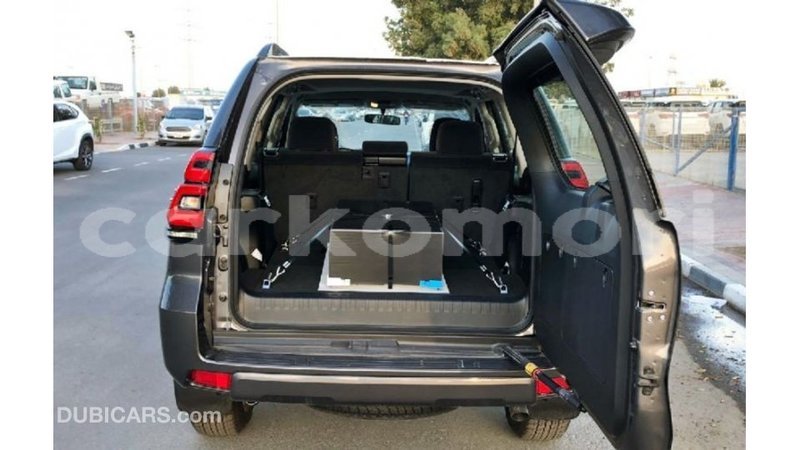 Big with watermark toyota prado great comore import dubai 2662