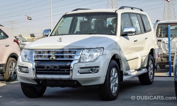 Buy Import Mitsubishi Pajero White Car in Import - Dubai in Great Comore Buy Import Mitsubishi Pajero White Car in Import - Dubai in Great Comore
