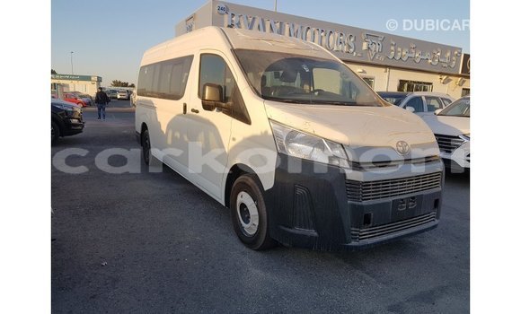 Buy Import Toyota Hiace White Car in Import - Dubai in Great Comore Buy Import Toyota Hiace White Car in Import - Dubai in Great Comore